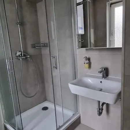 Habitación en casa particular Privates Einzelzimmer Direkt An Der Uniklinik Maguncia