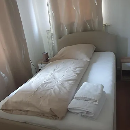 Privates Einzelzimmer Direkt An Der Uniklinik