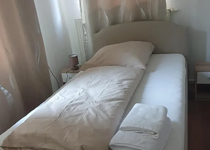 Privates Einzelzimmer Direkt An Der Uniklinik